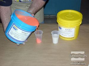 לחיצה להגדלת תמונה מודדים חלקים שווים  בסיס ומקשה של סיליקון למריחה Rebound 25.