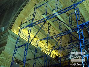 לחיצה להגדלת תמונה שיחזור תקרת אולם נשפים בגובה 27.5 מטר במלון  The Regent Hotel במנהטן ניו יורק