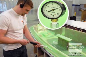 לחיצה להגדלת תמונה מפעילים את משאבת הואקום ומוודאים שאין דליפות אויר.