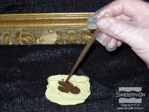 לחיצה להגדלת תמונה יוצקים לתוך התבנית מהבצק הסיליקוני