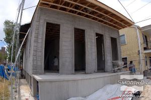 לחיצה להגדלת תמונה בעזרת גומי פוליאורתן VytaFlex® 60 של Smooth-on, צ'יפ ממשיך לבנות בתי בטון בניו-אורלינס.