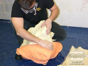 לחיצה להגדלת תמונה יציקת הפוליאוריטן נחלצת בקלות מתבנית סיליקון למריחה Rebound® 25