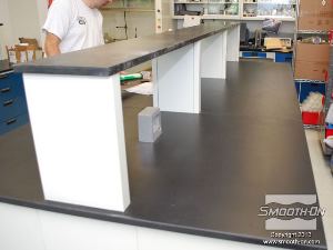 לחיצה להגדלת תמונה לPC-3 יש חוזק גבוה במתיחה, מה שמאפשר לו לשמש בהרבה קונפיגורציות שונות במעבדות.