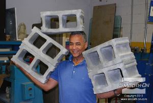 לחיצה להגדלת תמונה לבנים יצוקות אלו הן קלות מאוד ובטוחות לשימוש.