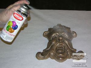 לחיצה להגדלת תמונה כדי למנוע מהמתכת להתחמצן ניתן לרסס שכבת הגנה כדי להגן על הגימור. 