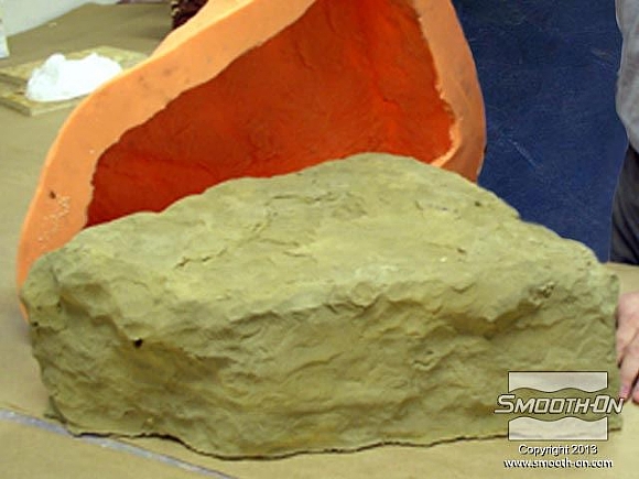 לחיצה להגדלת תמונה היציקה מוכנה והיא העתקה מדוייקת של התבנית.