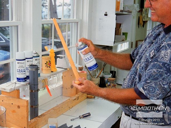 לחיצה להגדלת תמונה מרססים על המודל חומר הפרדה לתבניות Ease Release 200.