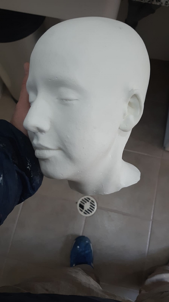 לחיצה להגדלת תמונה העתקת פנים מרשימה ביותר