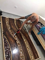 פינת אוכל מושקעת ביותר עם 53 ליטר של ציפוי אפוקסי קריסטלי