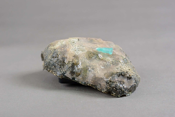 לחיצה להגדלת תמונה האובייקטים נעשו בעזרת יצירת תבניות עם Mold Max 14 של האובייקט הראשוני, ולאחר מכן מריחה של XTC או Epsilon