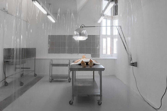 לחיצה להגדלת תמונה טליה פרי: יצירה במסגרת פרוייקט גמר בבצלאל - POSTMORTEM