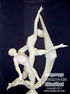 לחיצה להגדלת תמונה היציקות המורכבות העתיקו את כל פרטי הפסל המקורי ובפרופורציה מושלמת.