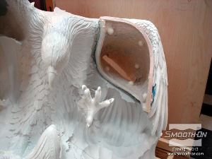 לחיצה להגדלת תמונה מבט על פקק הסיליקון, לאחר שהסירו ממנו את מעיל התמיכה הפנימי שלו.