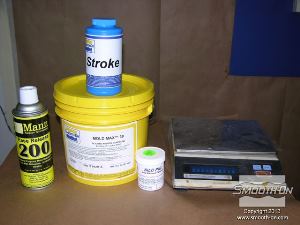 לחיצה להגדלת תמונה בחירת החומר המתאים - סיליקון להכנת תבניות במריחה Mold Max® Stroke הוא חומר מושלם למשטח אנכי ואפילו משטח הפוך.