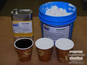 לחיצה להגדלת תמונה הכנת מעיל התמיכה הקשיח תעשה בעזרת פוליאוריתן קשיח למריחה Plasti-Paste®. חומר זה תוכנן במיוחד לשימוש בתור מעיל תמיכה. יחס הערבוב של הPlasti-Paste® הוא 1A:2B לפי נפח.