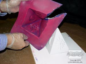 לחיצה להגדלת תמונה תבנית הפוליאוריטן EZ ~ Mix® 40 הגמישה העתיקה במדוייק את פרטי המודל המקורי. 