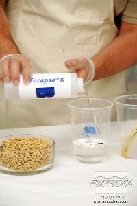 לחיצה להגדלת תמונה מודדים כמות שווה של סיליקון שקוף  (אנקפסולציה) Encapso® K.