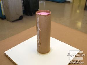 לחיצה להגדלת תמונה מניחים ל סיליקון לתבניות Mold Max 30 להתמצק במשך הלילה.