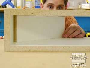 לחיצה להגדלת תמונה מכניסים את לוח הדמה אל קופסת התבנית.