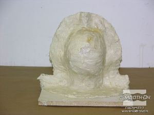 לחיצה להגדלת תמונה מניחים לשכבת הפוליאוריתן השניה להתמצק במשך לילה כדי להשיג חוזק מקסימאלי.