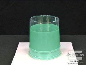 לחיצה להגדלת תמונה יציקת התבנית הושלמה. זמן העבודה של הסיליקון להכנת תבניות Mold Star® 15 הוא 50 דקות וזמן ההתמצקות הוא 4 שעות.