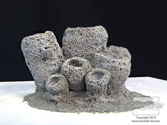 מתחילים עם מודל מקורי קיים. במקרה זה, המודל המקורי נקנה בחנות חיות מקומית.