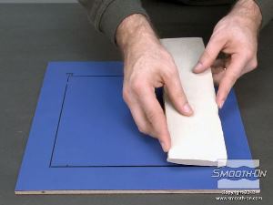 לחיצה להגדלת תמונה מתחילים להכין את מיטת ה חימר מעצבים לפי הסימון על לוח הבסיס.