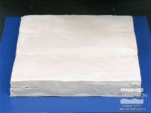 לחיצה להגדלת תמונה הקונכייה המקורית תשב על מיטת החימר בזמן יציקת ה סיליקון RTV להכנת תבנית Mold Star®15.