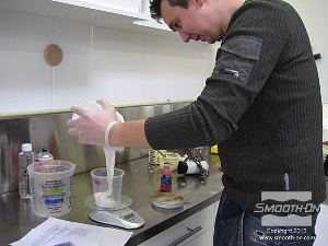 לחיצה להגדלת תמונה שוקלים את הבסיס -חלק A