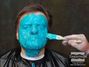 לחיצה להגדלת תמונה מורחים שכבה שניה של סיליקון Body Double עם תוסף Hyper Folic.