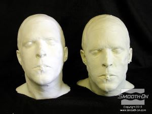 לחיצה להגדלת תמונה היציקה הגמורה העתיקה באופן מושלם את פרטי המודל. סיליקון Body Double מעתיק פרטים עד לרמת טביעת אצבע!