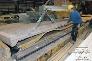 לחיצה להגדלת תמונה יציקת הבטון נפרדת בקלות מהתבנית. 